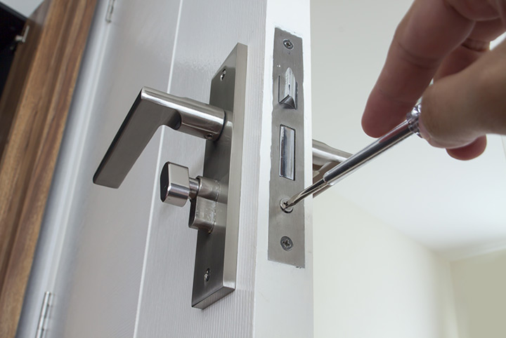 Our local locksmiths are able to repair and install door locks for properties in Greenwich Peninsula and the local area.